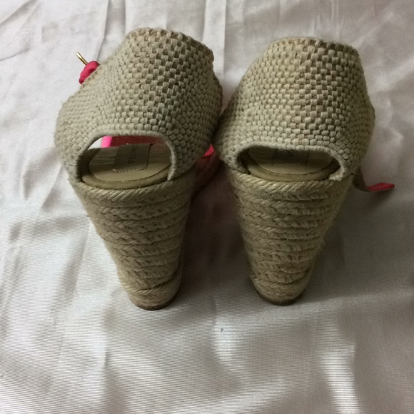 Sandals - Picture 3 of 5